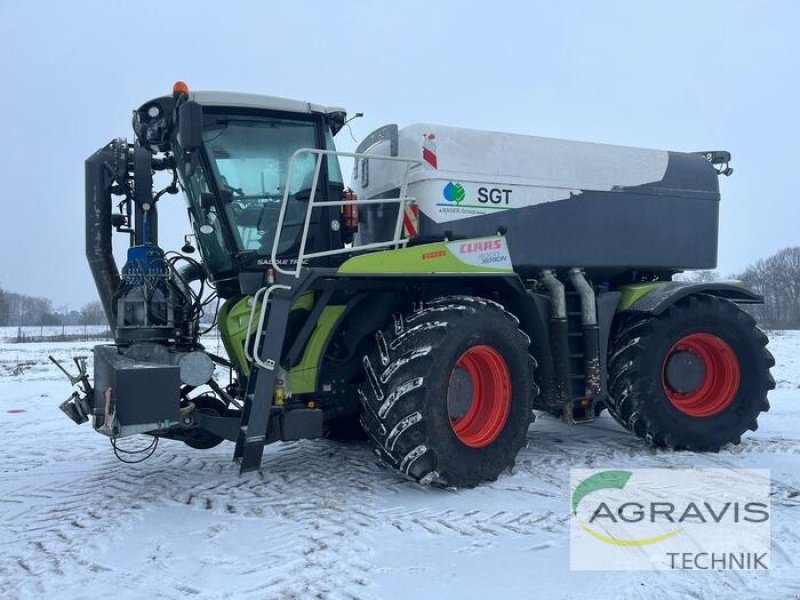 Traktor типа CLAAS XERION 4000 SADDLE TRAC, Gebrauchtmaschine в Schneverdingen (Фотография 1)