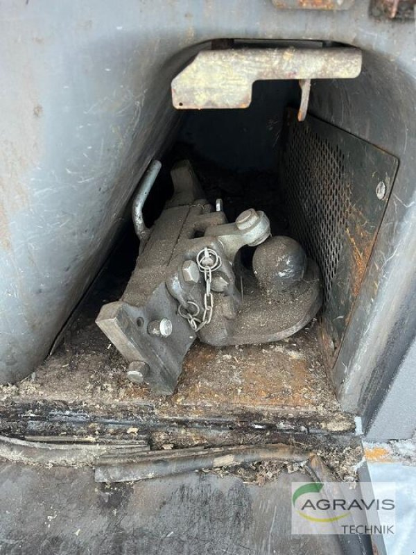 Traktor типа CLAAS XERION 4000 SADDLE TRAC, Gebrauchtmaschine в Schneverdingen (Фотография 17)