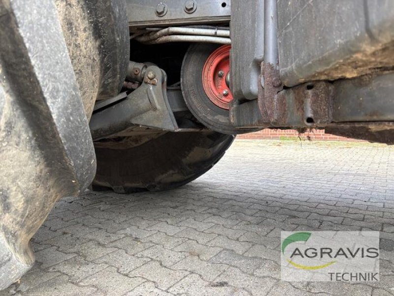 Traktor of the type CLAAS XERION 4000 SADDLE TRAC, Gebrauchtmaschine in Meppen (Picture 18)