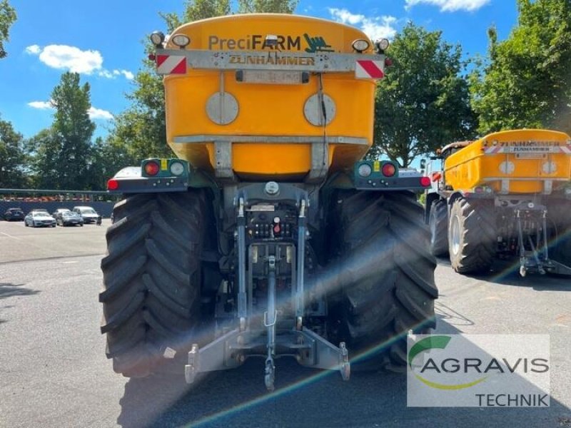 Traktor Türe ait CLAAS XERION 4000 SADDLE TRAC, Gebrauchtmaschine içinde Meppen (resim 5)