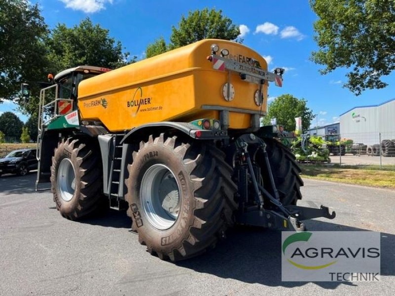 Traktor Türe ait CLAAS XERION 4000 SADDLE TRAC, Gebrauchtmaschine içinde Meppen (resim 4)