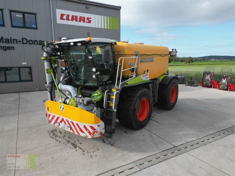 Traktor za tip CLAAS Xerion 4000 Saddle Trac, Gebrauchtmaschine u Wassertrüdingen (Slika 1)