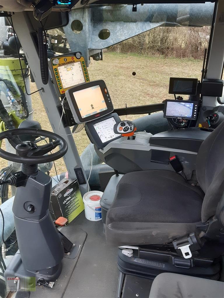 Traktor des Typs CLAAS Xerion 4000 Saddle Trac, Gebrauchtmaschine in Wassertrüdingen (Bild 17)