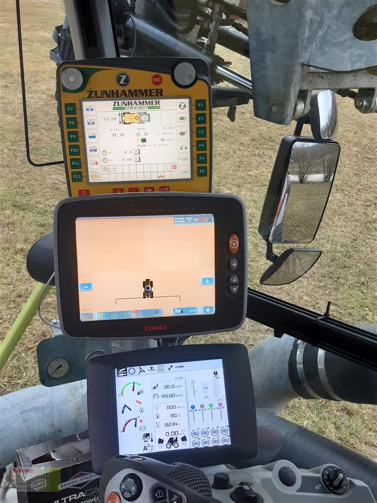 Traktor des Typs CLAAS Xerion 4000 Saddle Trac, Gebrauchtmaschine in Wassertrüdingen (Bild 19)