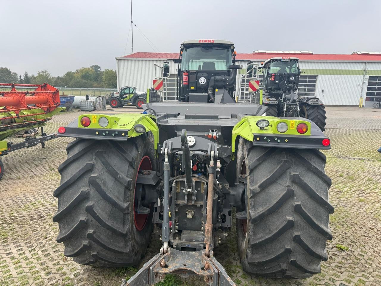 Traktor типа CLAAS Xerion 4000 Saddle Trac, Gebrauchtmaschine в Könnern (Фотография 4)