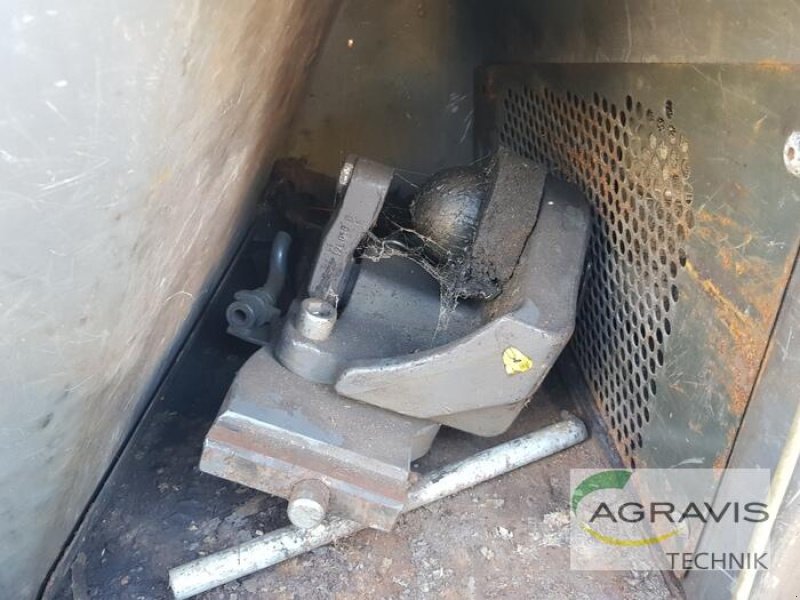 Traktor des Typs CLAAS XERION 4000 SADDLE TRAC, Gebrauchtmaschine in Gyhum-Nartum (Bild 26)