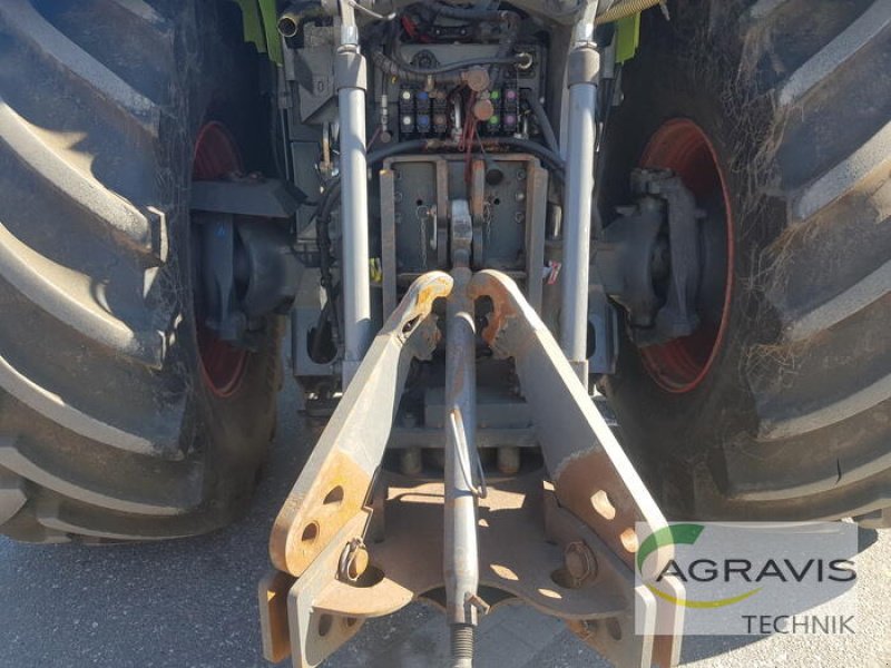 Traktor des Typs CLAAS XERION 4000 SADDLE TRAC, Gebrauchtmaschine in Gyhum-Nartum (Bild 16)