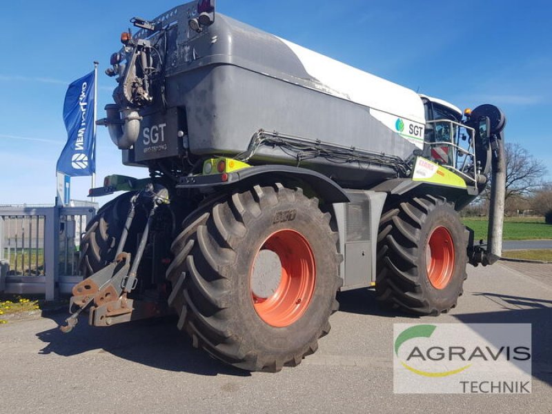 Traktor des Typs CLAAS XERION 4000 SADDLE TRAC, Gebrauchtmaschine in Gyhum-Nartum (Bild 14)