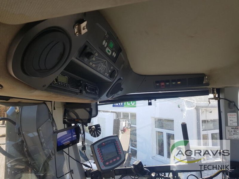 Traktor des Typs CLAAS XERION 4000 SADDLE TRAC, Gebrauchtmaschine in Gyhum-Nartum (Bild 28)