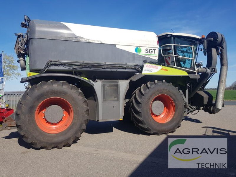 Traktor des Typs CLAAS XERION 4000 SADDLE TRAC, Gebrauchtmaschine in Gyhum-Nartum (Bild 13)