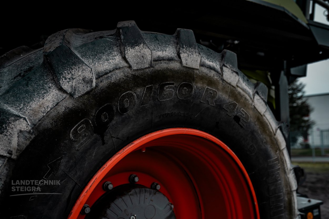 Traktor of the type CLAAS Xerion 4000 ST, Gebrauchtmaschine in Steigra (Picture 7)