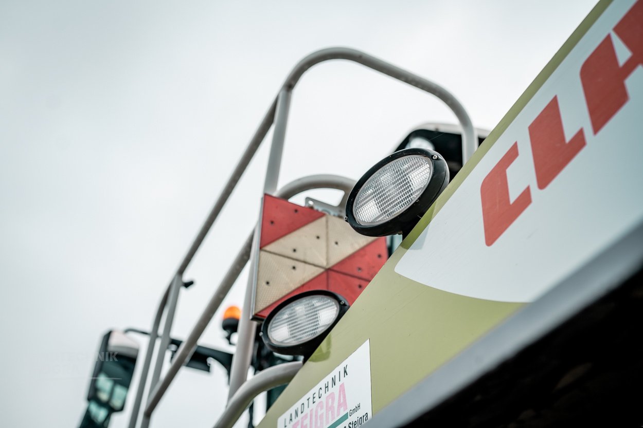 Traktor of the type CLAAS Xerion 4000 ST, Gebrauchtmaschine in Steigra (Picture 12)