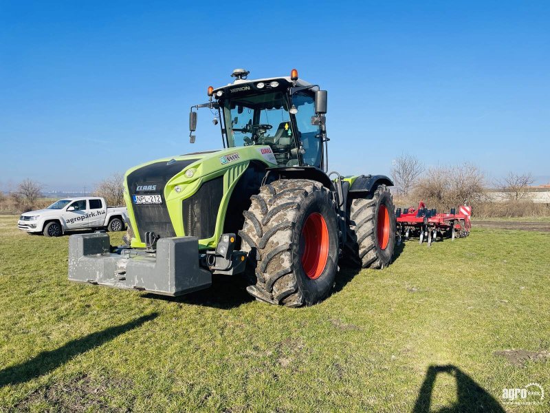 Traktor of the type CLAAS XERION 4000 TRAC , Gebrauchtmaschine in Csengele (Picture 1)