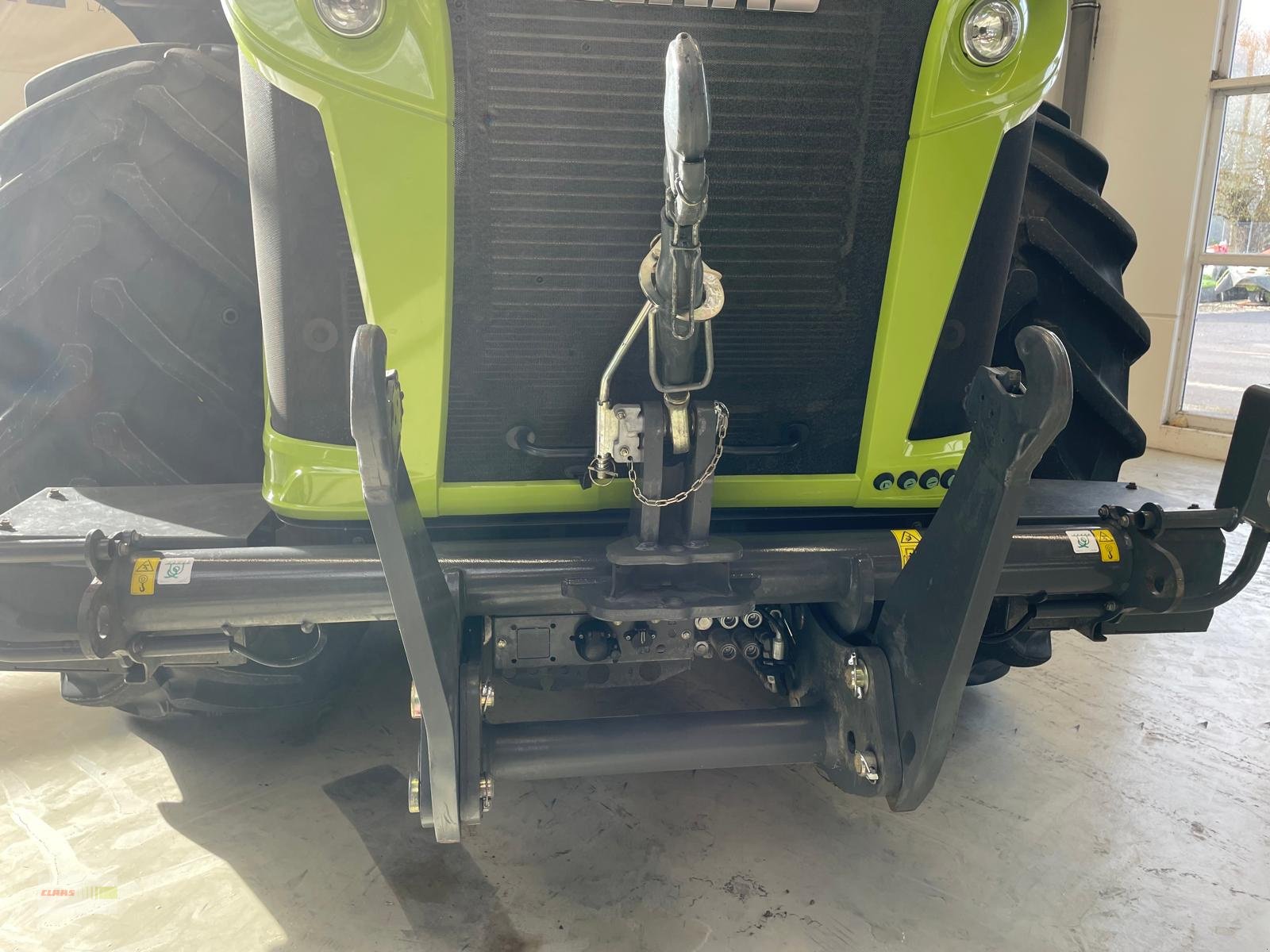 Traktor des Typs CLAAS Xerion 4000 TRAC VC PREISREDUZIERT, Gebrauchtmaschine in Langenau (Bild 2)