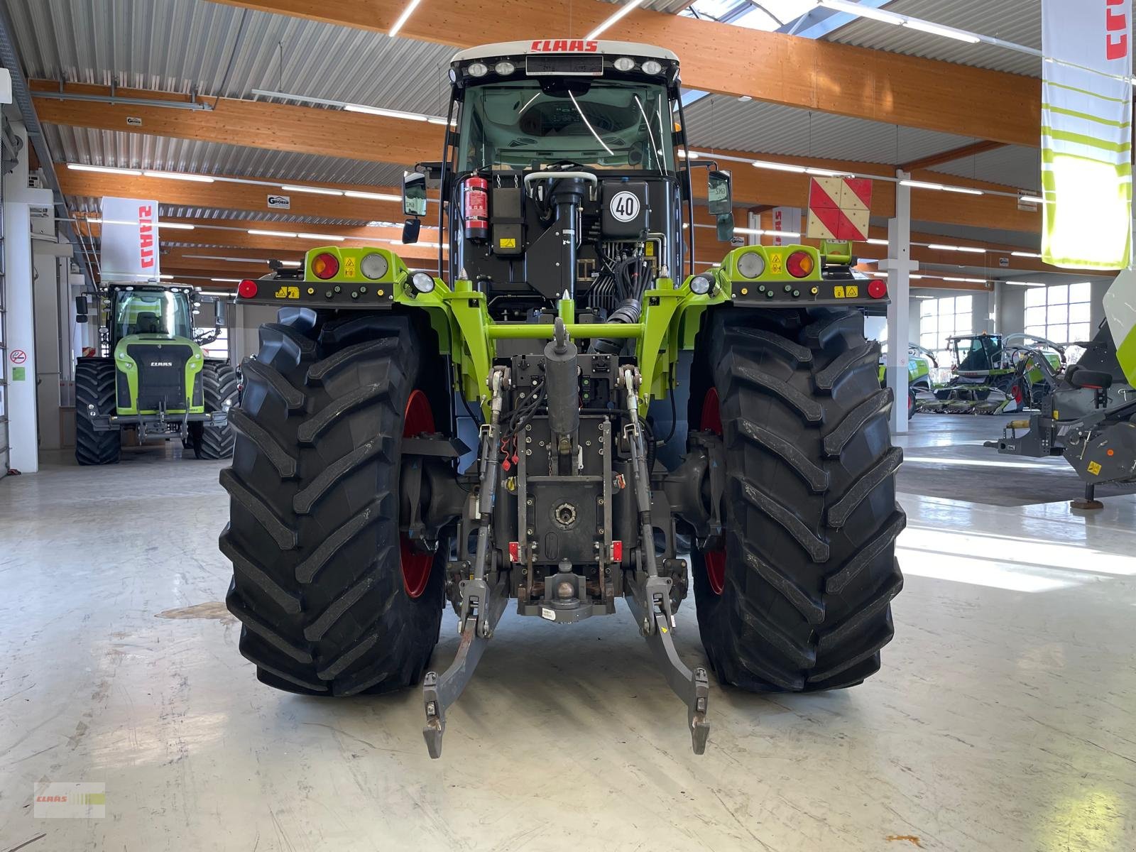 Traktor des Typs CLAAS Xerion 4000 TRAC VC PREISREDUZIERT, Gebrauchtmaschine in Langenau (Bild 13)