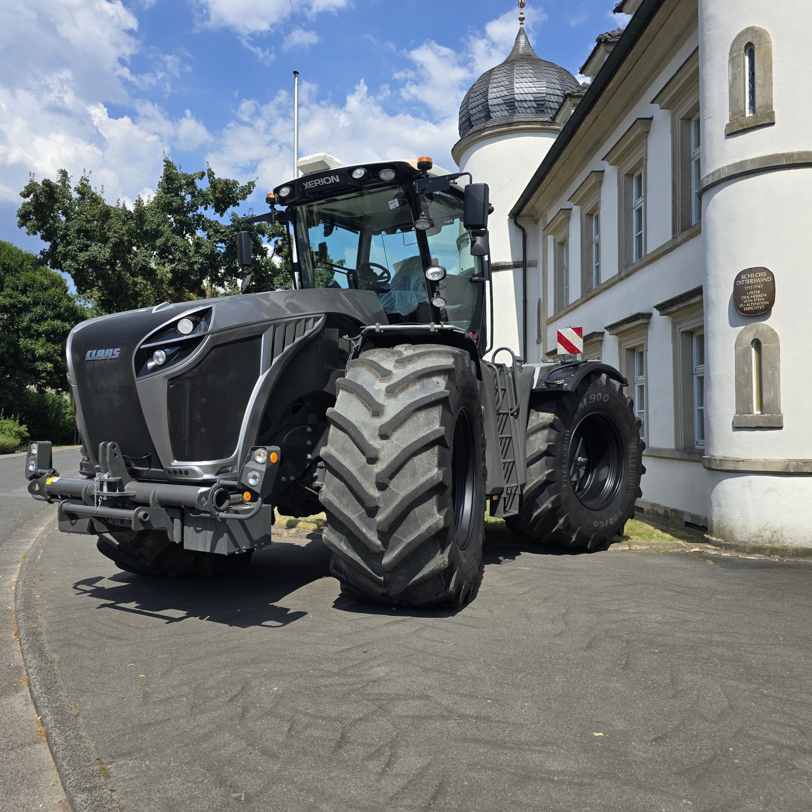 Traktor a típus CLAAS XERION 4000 Trac VC/Wendecockp./NUR 3950h/Paltin Special Edit./absoluter TOP Zustand, Gebrauchtmaschine ekkor: Michelau Ofr. (Kép 14)