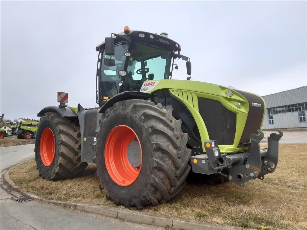 Traktor des Typs CLAAS Xerion 4000 Trac VC, Gebrauchtmaschine in Lommatzsch (Bild 2)