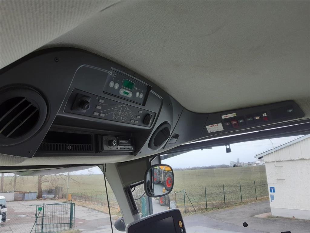 Traktor des Typs CLAAS Xerion 4000 Trac VC, Gebrauchtmaschine in Lommatzsch (Bild 11)