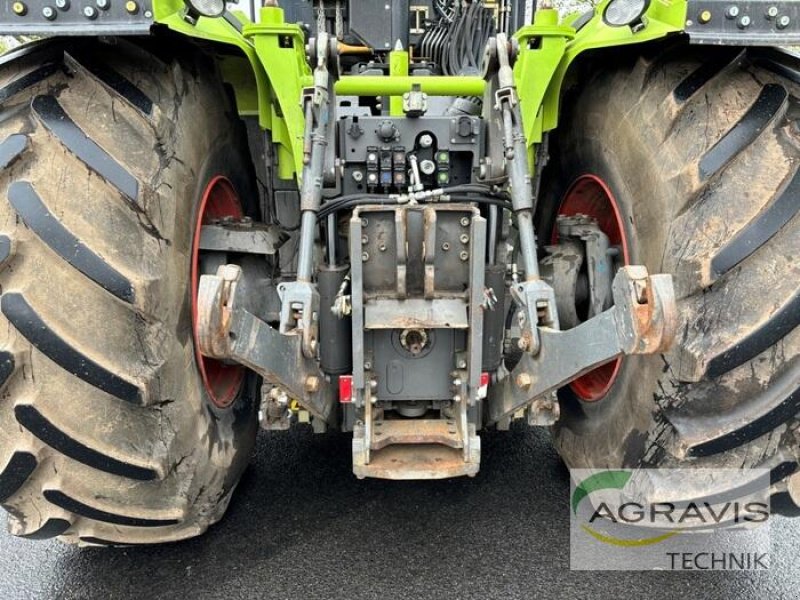 Traktor des Typs CLAAS XERION 4000 TRAC VC, Gebrauchtmaschine in Meppen (Bild 8)