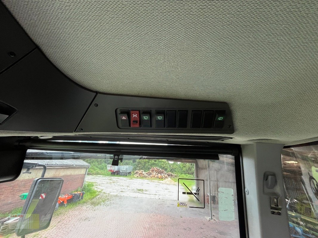 Traktor des Typs CLAAS XERION 4000 TRAC VC, Gebrauchtmaschine in Molbergen (Bild 21)