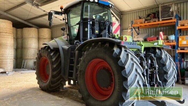 Traktor des Typs CLAAS XERION 4000 TRAC VC, Gebrauchtmaschine in Bruchsal (Bild 6)