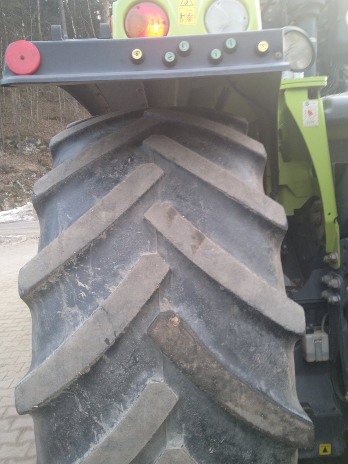 Traktor typu CLAAS Xerion 4000 Trac VC, Gebrauchtmaschine v Hollfeld (Obrázek 3)