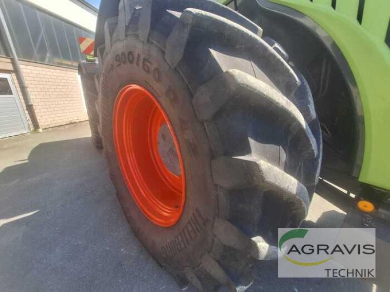 Traktor tip CLAAS XERION 4000 TRAC, Gebrauchtmaschine in Warburg (Poză 17)