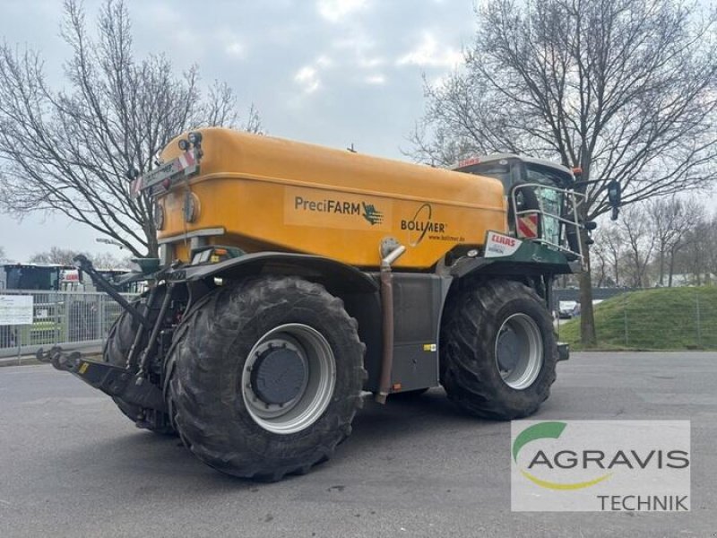 Traktor типа CLAAS XERION 4200 SADDLE TRAC, Gebrauchtmaschine в Meppen (Фотография 3)