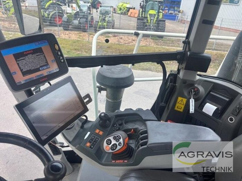 Traktor типа CLAAS XERION 4200 SADDLE TRAC, Gebrauchtmaschine в Meppen (Фотография 16)