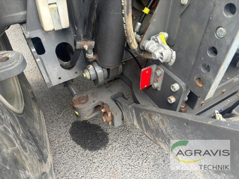 Traktor типа CLAAS XERION 4200 SADDLE TRAC, Gebrauchtmaschine в Meppen (Фотография 11)