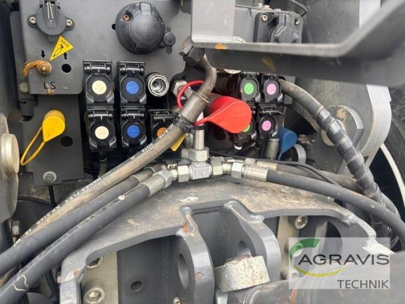 Traktor типа CLAAS XERION 4200 SADDLE TRAC, Gebrauchtmaschine в Meppen (Фотография 12)