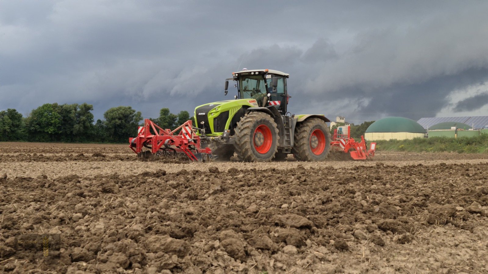 Traktor a típus CLAAS XERION 4200 Trac VC RTK, Gebrauchtmaschine ekkor: Eichendorf (Kép 5)
