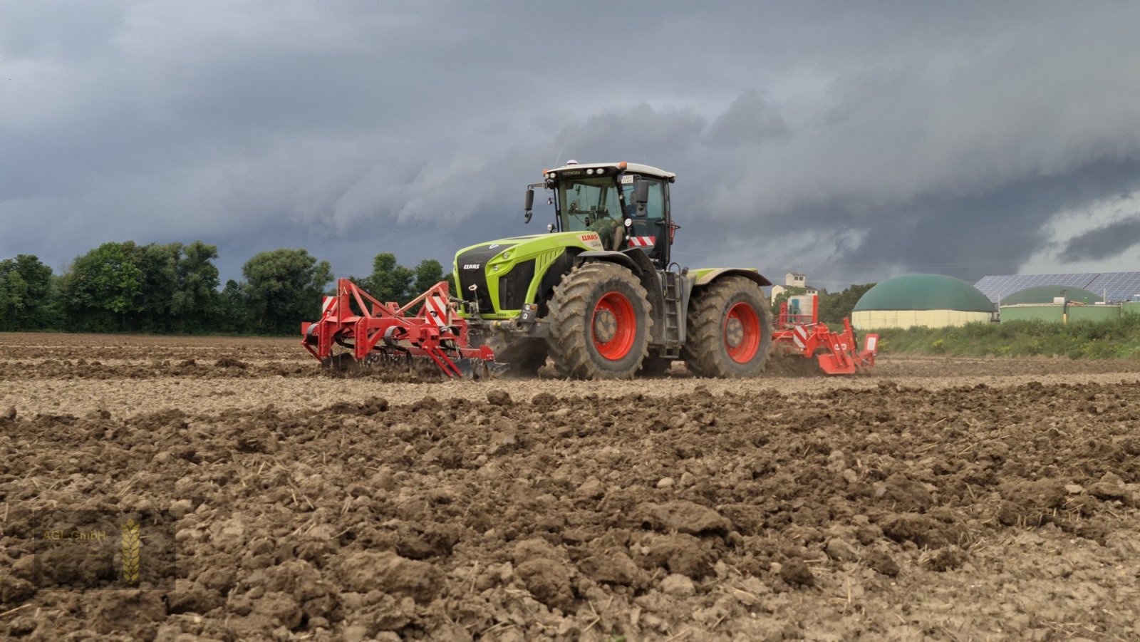 Traktor Türe ait CLAAS XERION 4200 Trac VC RTK, Gebrauchtmaschine içinde Eichendorf (resim 2)