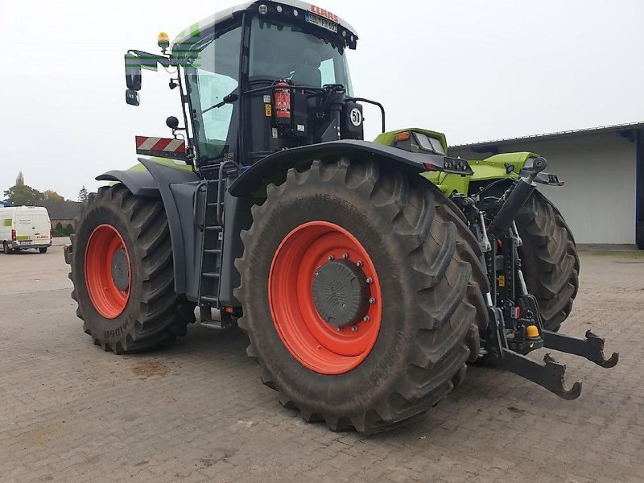 Traktor типа CLAAS xerion 4200 trac vc + rtk, Gebrauchtmaschine в NEUENDORF AM SPECK (Фотография 6)