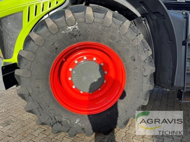 Traktor van het type CLAAS XERION 4200 TRAC VC, Gebrauchtmaschine in Meppen (Foto 17)