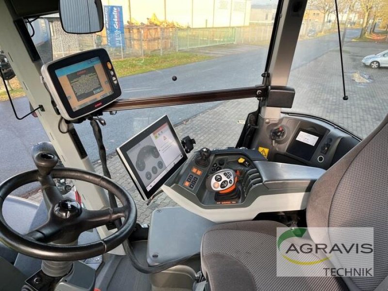 Traktor van het type CLAAS XERION 4200 TRAC VC, Gebrauchtmaschine in Meppen (Foto 20)