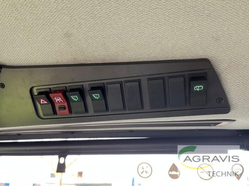 Traktor van het type CLAAS XERION 4200 TRAC VC, Gebrauchtmaschine in Meppen (Foto 24)