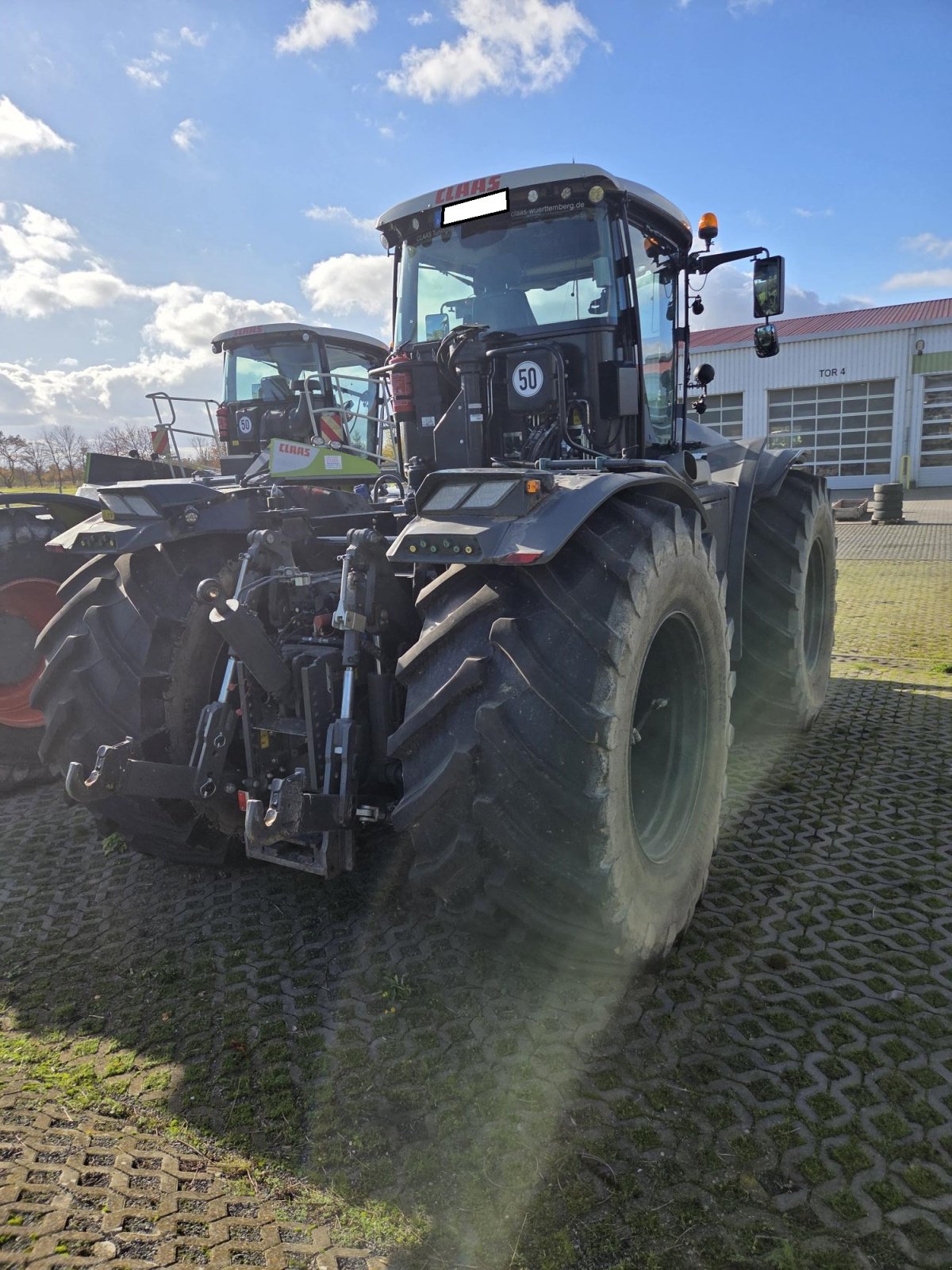 Traktor typu CLAAS Xerion 4200 TRAC VC, Gebrauchtmaschine v Wuppertal (Obrázok 5)