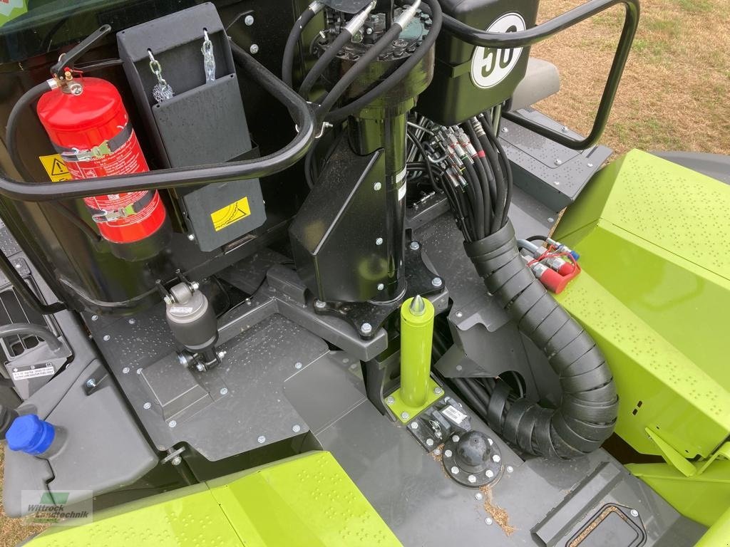 Traktor des Typs CLAAS Xerion 4200 Trac VC, Gebrauchtmaschine in Rhede / Brual (Bild 12)