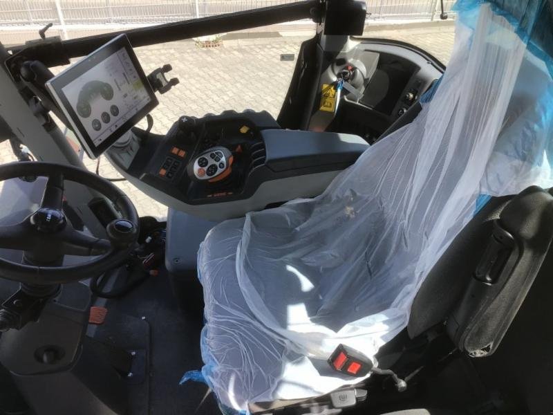 Traktor des Typs CLAAS XERION 4200 TRAC, Gebrauchtmaschine in Landsberg (Bild 11)