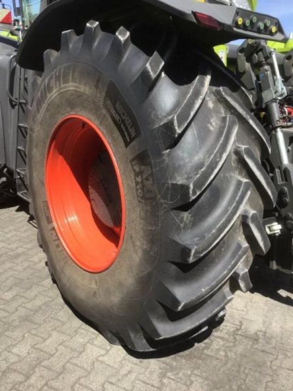 Traktor des Typs CLAAS XERION 4200 TRAC, Gebrauchtmaschine in Landsberg (Bild 12)