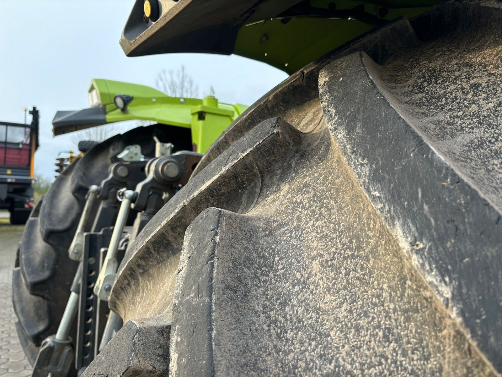 Traktor du type CLAAS Xerion 4200 Trac, Gebrauchtmaschine en Bad Oldesloe (Photo 10)