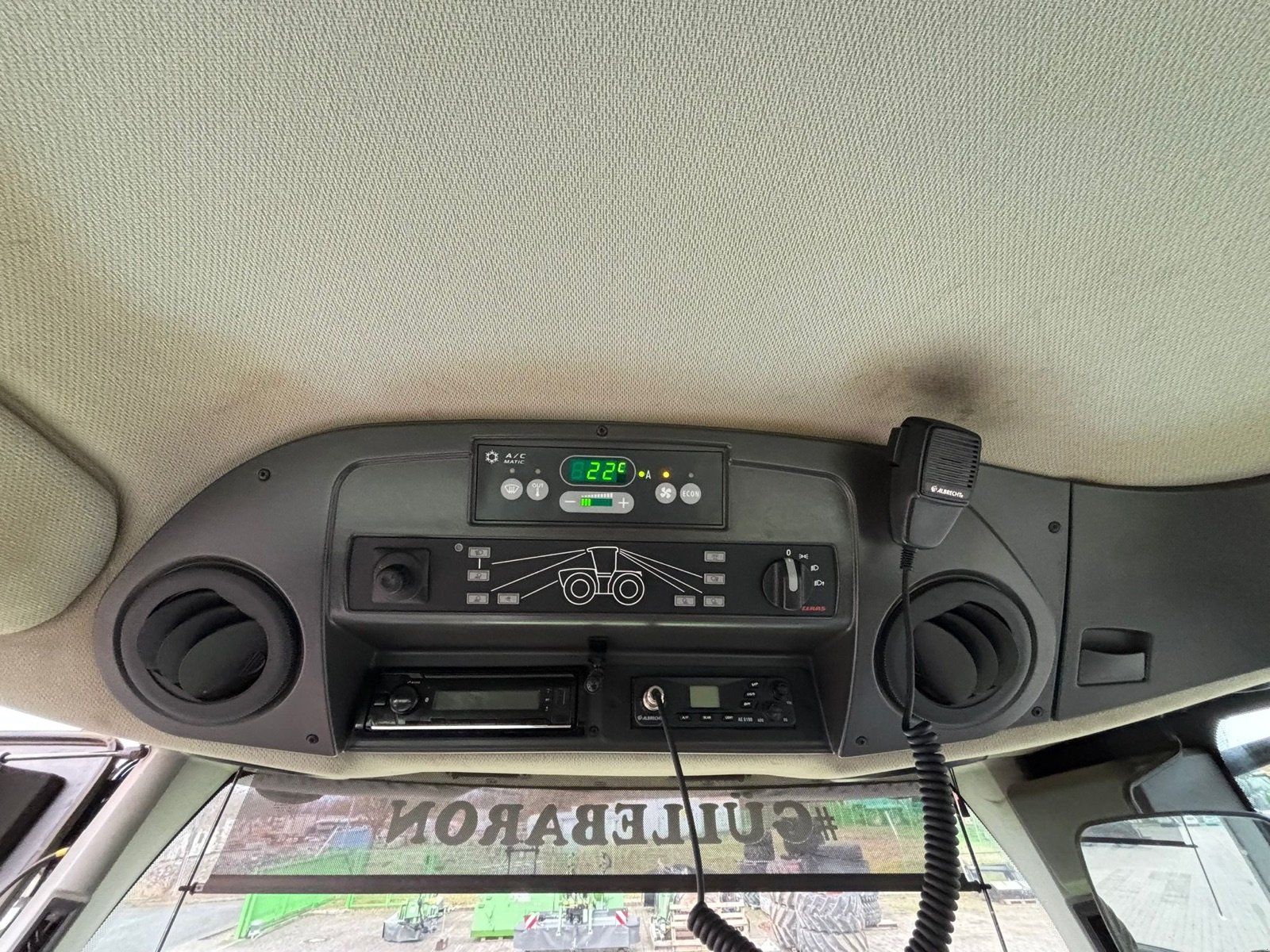 Traktor du type CLAAS Xerion 4200 Trac, Gebrauchtmaschine en Bad Oldesloe (Photo 13)