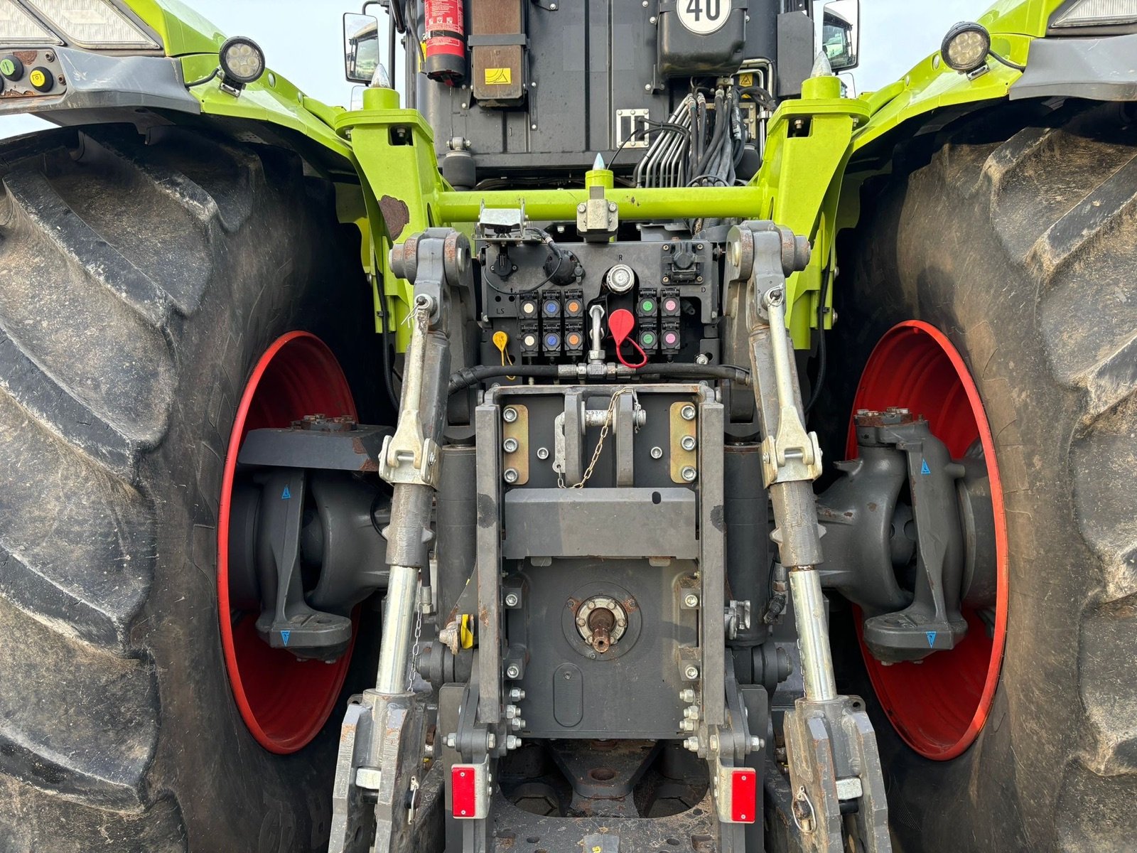 Traktor типа CLAAS Xerion 4200 Trac, Gebrauchtmaschine в Bad Oldesloe (Фотография 7)