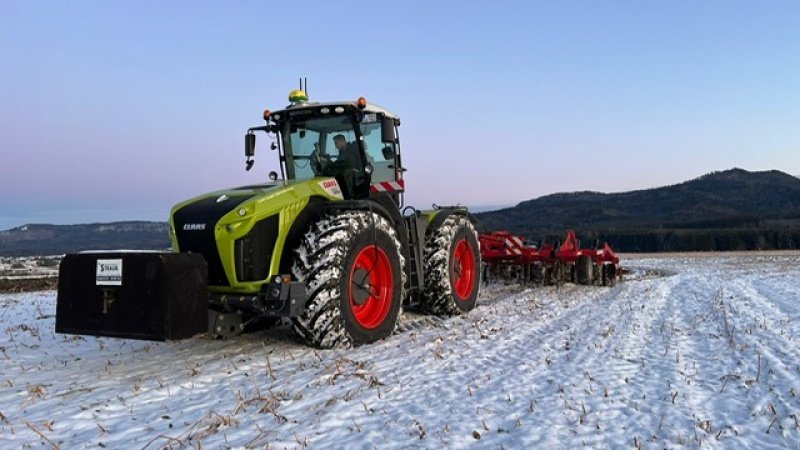 Traktor a típus CLAAS Xerion 4200 VC Bj 2022 609 Motorstunden, Gebrauchtmaschine ekkor: Schutterzell (Kép 5)