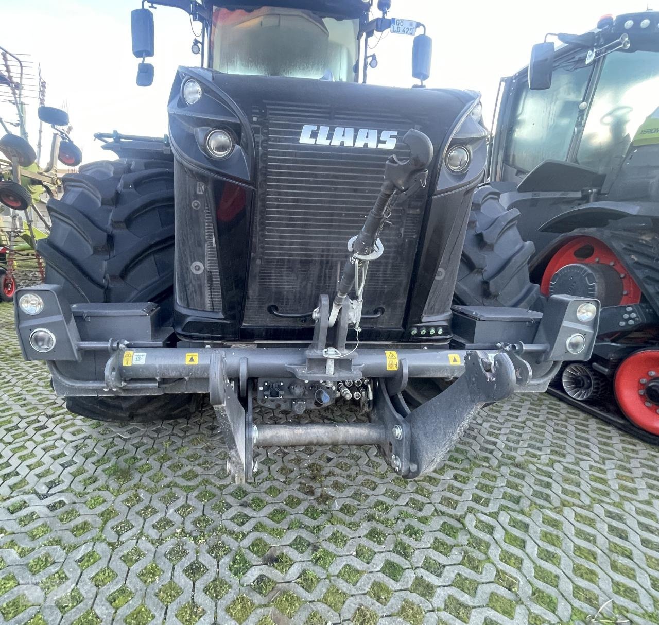 Traktor tip CLAAS Xerion 4200 VC, Gebrauchtmaschine in Pragsdorf (Poză 3)