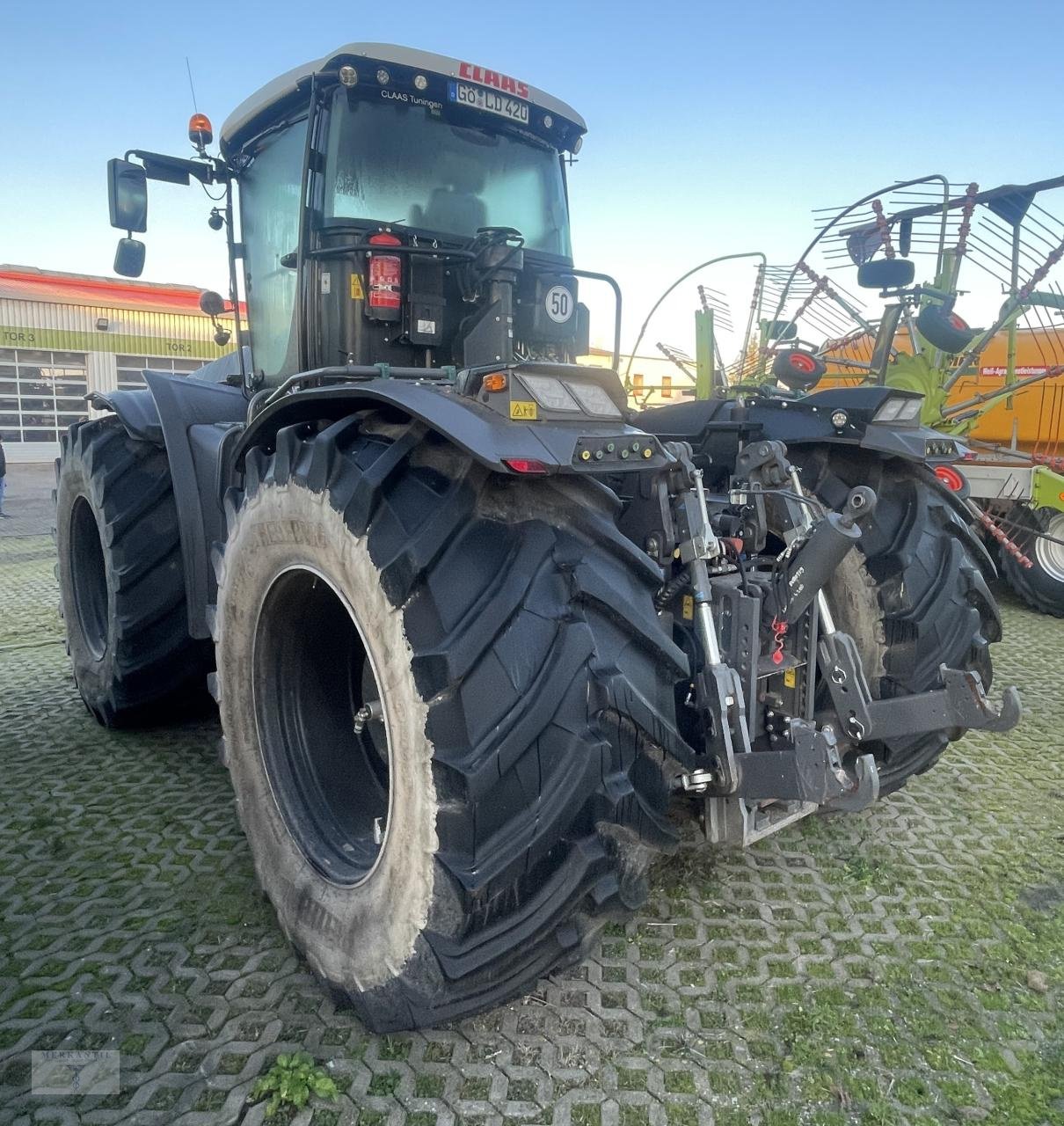 Traktor tip CLAAS Xerion 4200 VC, Gebrauchtmaschine in Pragsdorf (Poză 5)