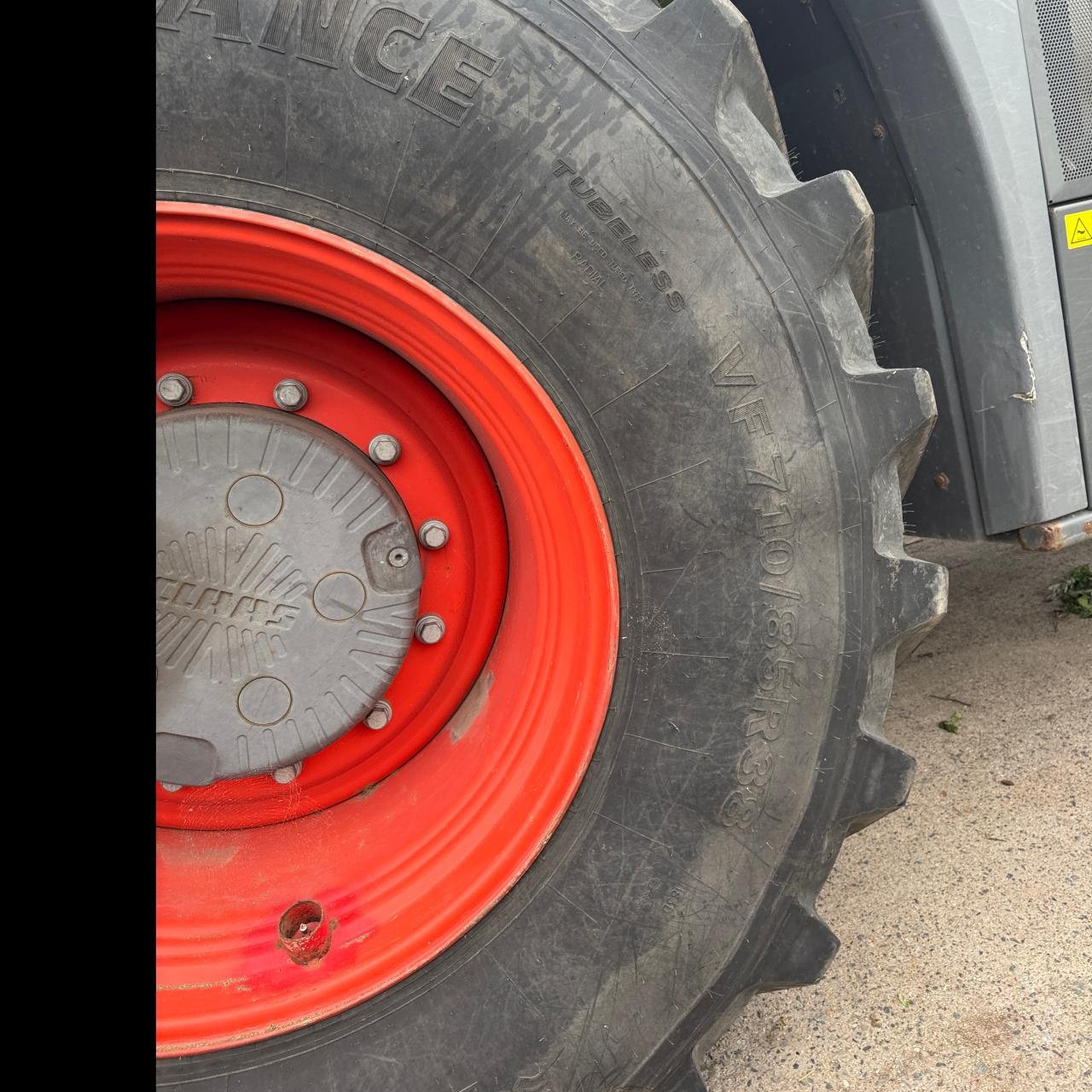 Traktor del tipo CLAAS Xerion 4500 Trac VC -Motor NEU, Gebrauchtmaschine en Könnern (Imagen 2)