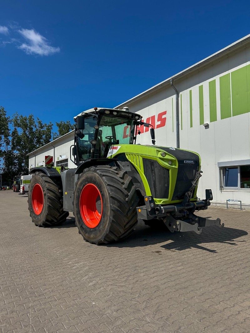 Traktor от тип CLAAS Xerion 4500 Trac VC, Gebrauchtmaschine в Rhinow (Снимка 13)