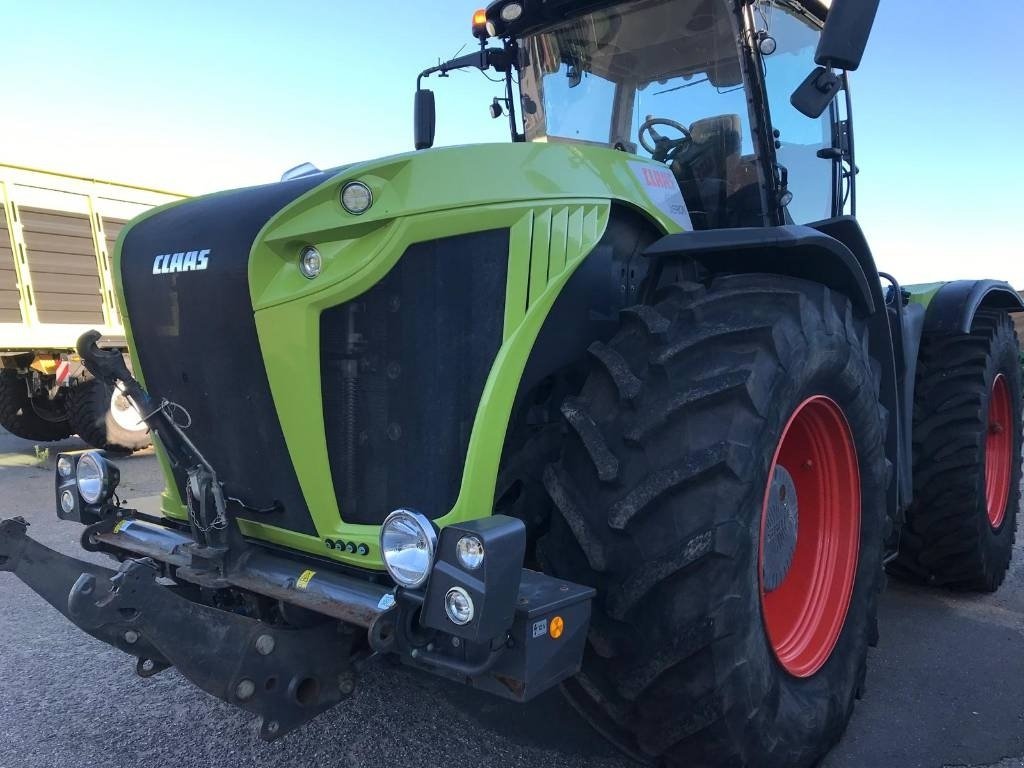 Traktor of the type CLAAS XERION 4500 VC, Gebrauchtmaschine in Kolding (Picture 1)